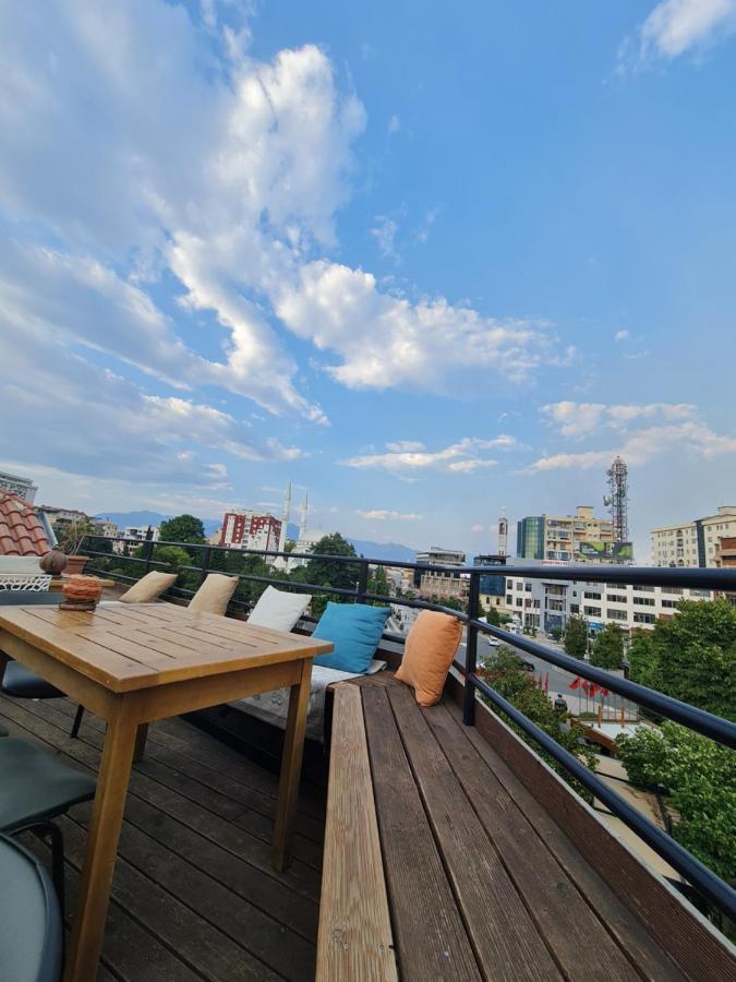 The Rooftop Hostel Shkodër エクステリア 写真