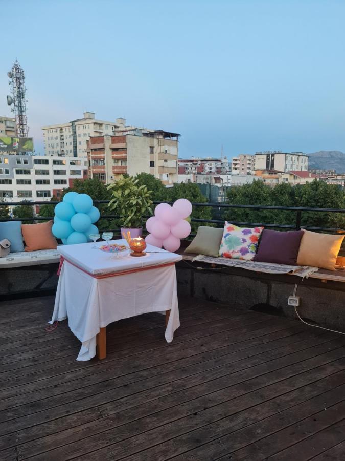 The Rooftop Hostel Shkodër エクステリア 写真