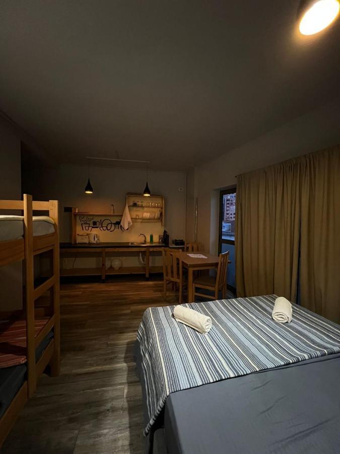 The Rooftop Hostel Shkodër 部屋 写真