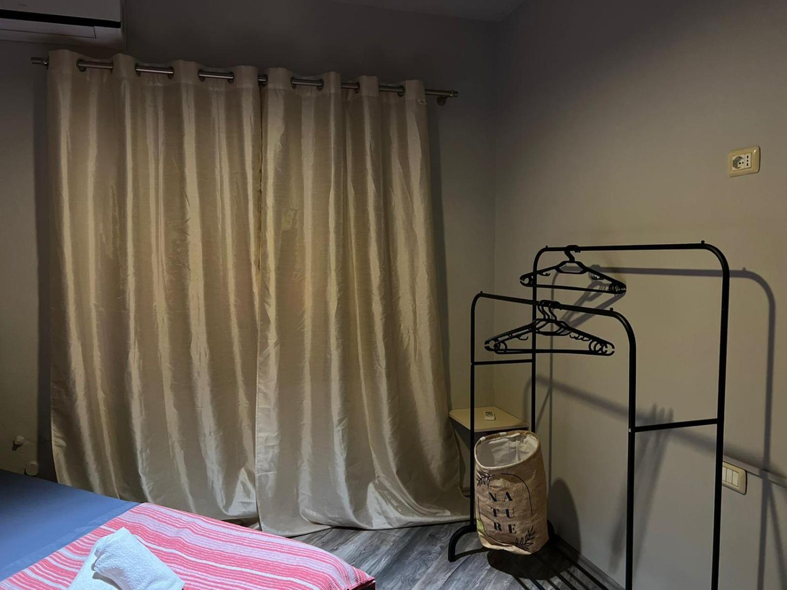The Rooftop Hostel Shkodër 部屋 写真